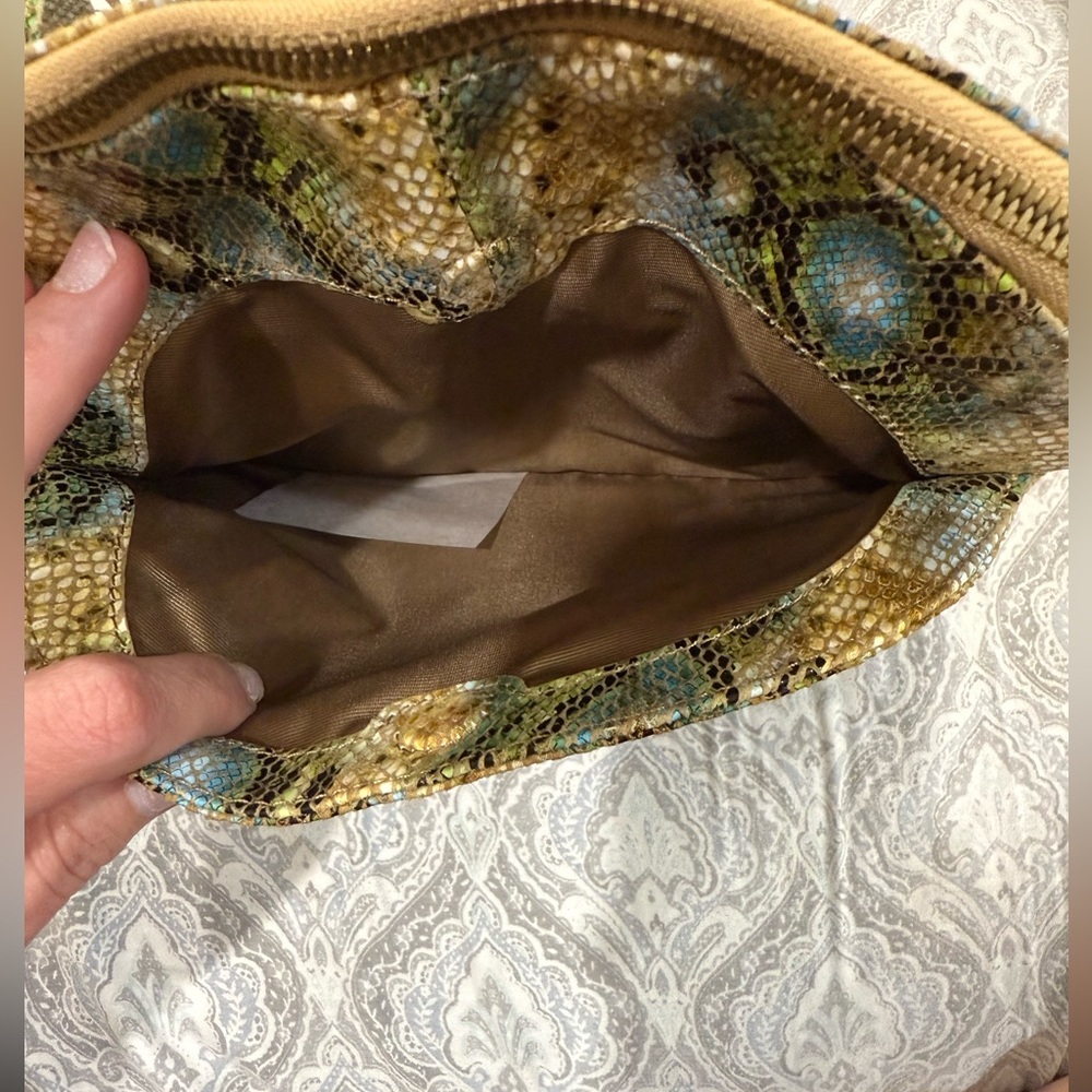 Hobo crossbody NWT - Picture 3 of 8